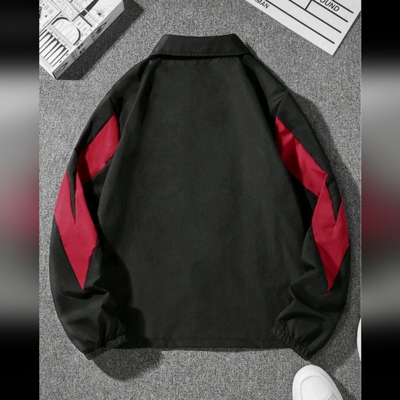 NEW! SPORTS JACKET COLOBLOCK - Picture 2 of 3